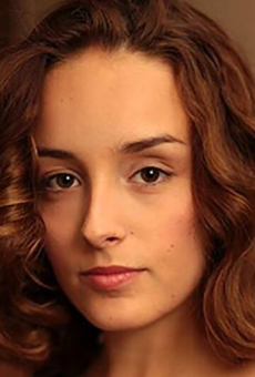 Каролин Годар